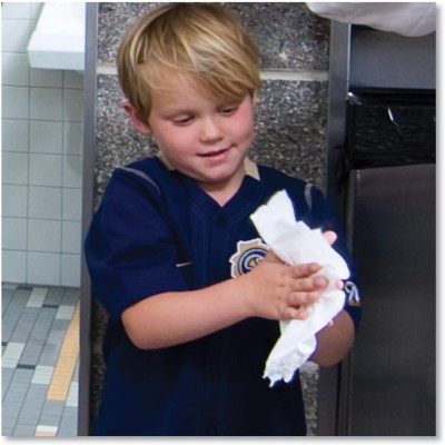 Tork Advanced Single-Ply Hand Roll Towel, White 2