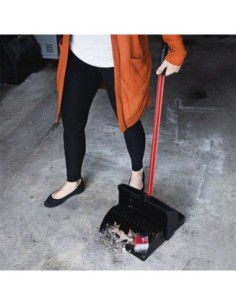 Black Lobby Dust Pan (Closed Lid) 2