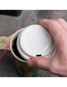 Traveler Dome Hot Cup Lid with Sip Hole 12-20 oz - 1000/Case